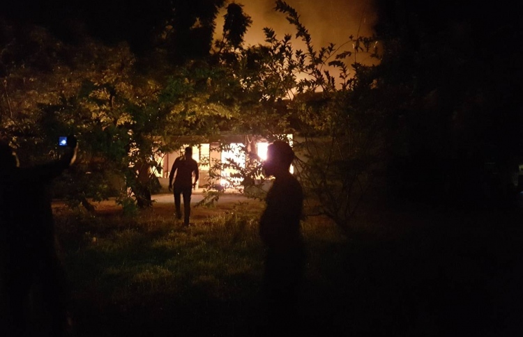 އިރުއޮއްސުމުގެ ކުރިން ބިލެތްފައްސަށް ކަރަންޓު ދެނީ