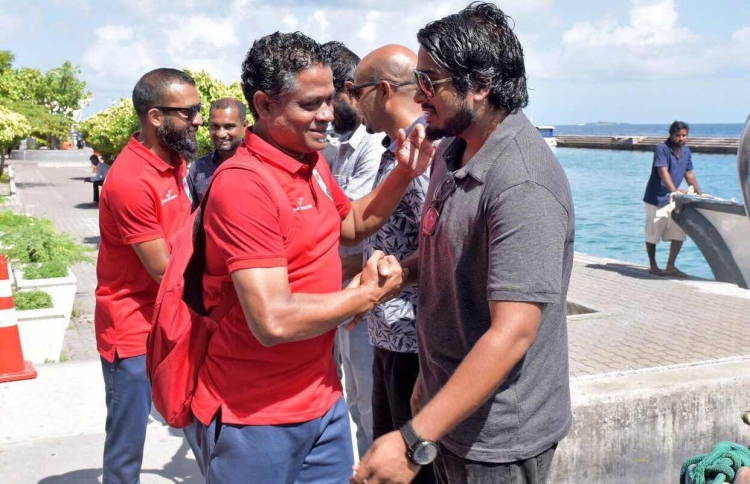 ގައުމީ ޓީމުގެ އެއްވެސް މަގާމަކުން ނުފެންނާނެ: ސާންތީ