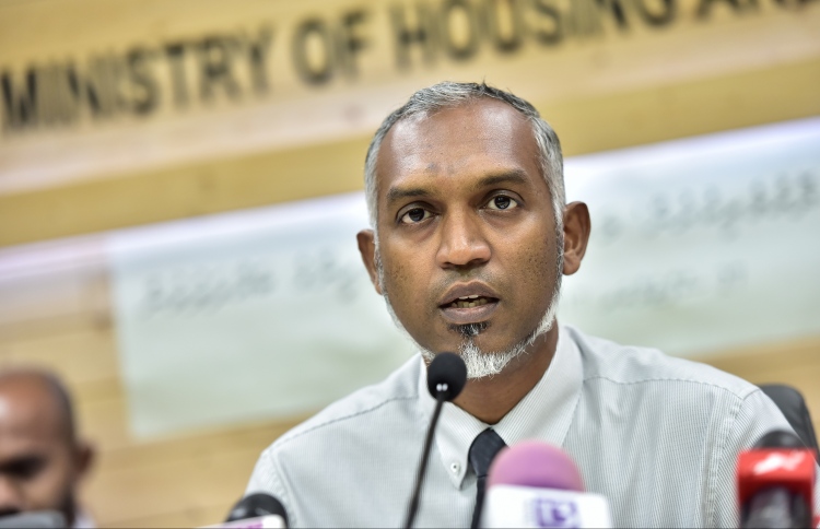 ފްލެޓު ކަށަވަރުވި މީހުންގެ ދިފާއުގައި އަނެއްކާ މުއިއްޒު