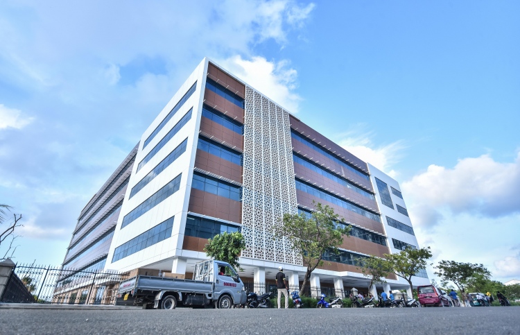 ޓްރީ ޓޮޕް ހޮސްޕިޓަލްގެ ފުރަތަމަ ހިތުގެ ސާޖަރީ ކާމިޔާބު