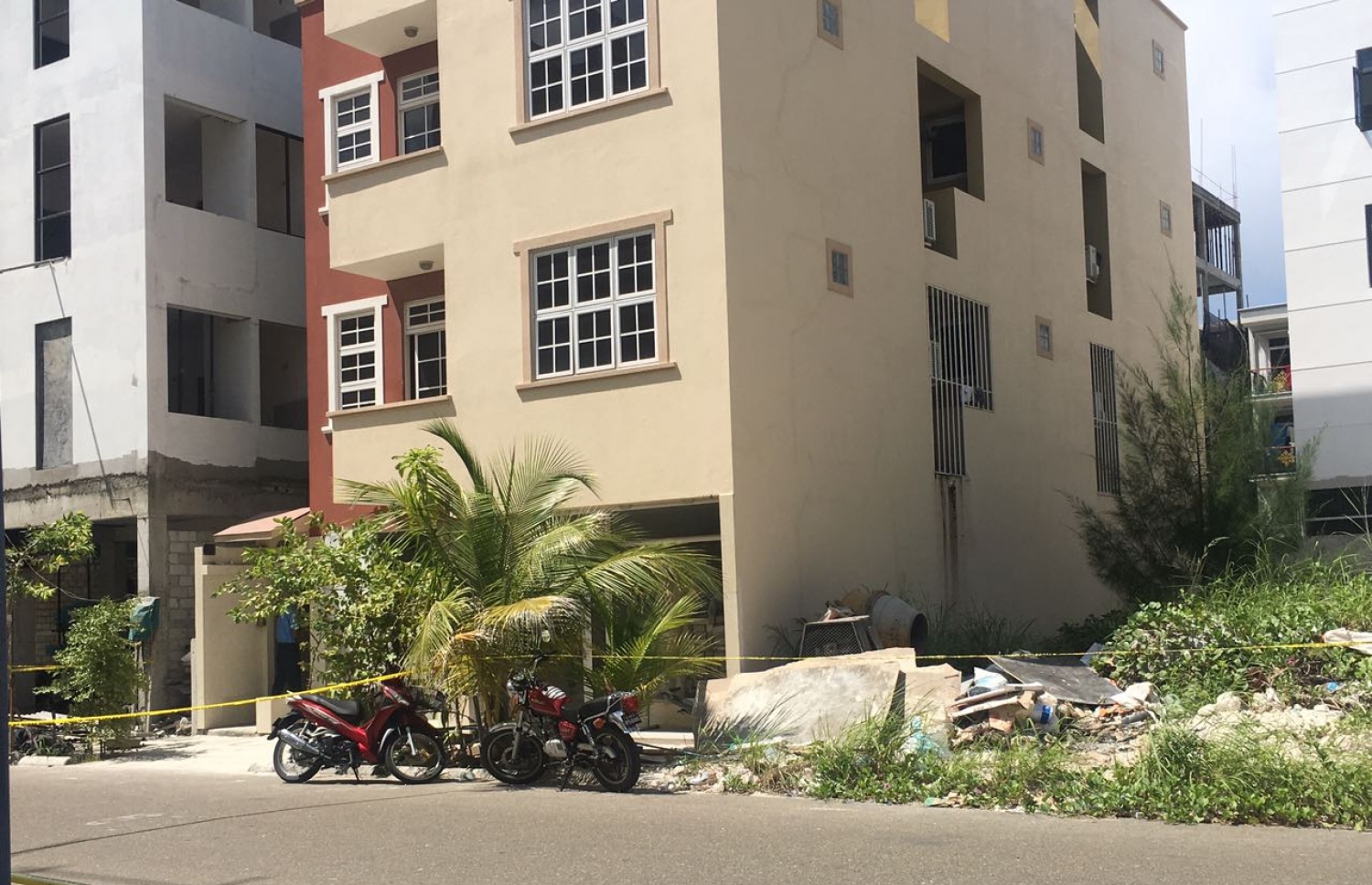 މަރުވި ދެ ޒުވާނުން ތިބި ގެ ހުރި ސަރަހައްދު ފުލުހުން މިއަދު ބަންދުކޮށްފައި