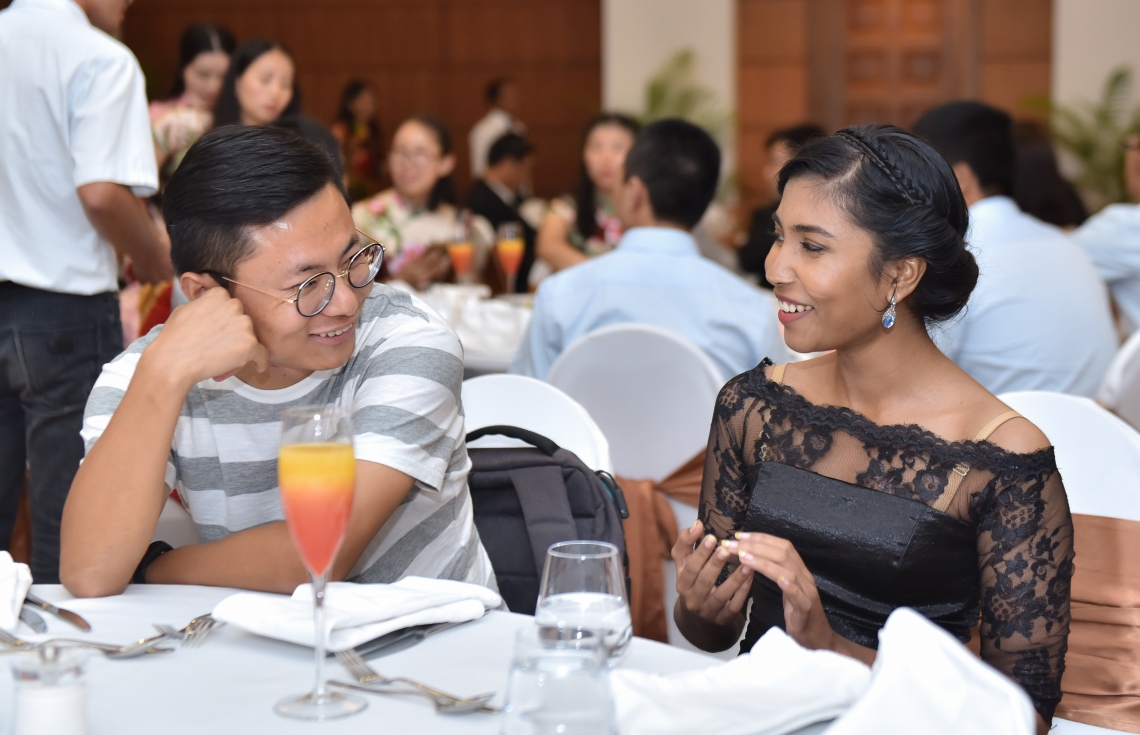 ސެޕްޓެމްބަރު 28، 2017- ރާއްޖެ އާއި ޗައިނާއާ ދެމެދު އޮތް ގުޅުމަށް 45 އަހަރު ފުރުން ފާހަގަކުރުމަށާއި އެ ގައުމުގެ 68 ވަނަ ގައުމީ ދުވަސް ފާހަގަކުރުމަށް ބޭއްވި ހަފުލާގެ ތެރެއިން.---މިހާރު ފޮޓޯ: ހުސެއިން ވަހީދު