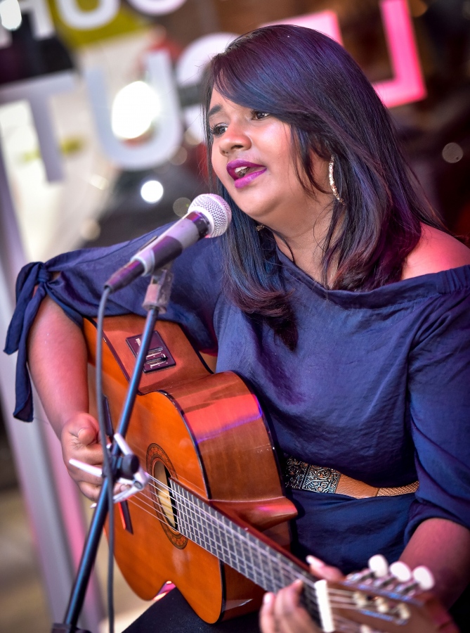 ލެކިއުޓްގައި ރޭ ބޭއްވި ހަފުލާގައި މީރާ ލަވަކިޔަނީ-- ފޮޓޯ: ނިޝާން އަލީ/ މިހާރު