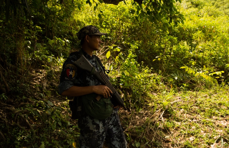 ރަކީން ސްޓޭޓުން ކަށްވަޅުތަކެއް ފެނުނު ވާހަކައަކީ ދޮގެއް: މިއަންމާ