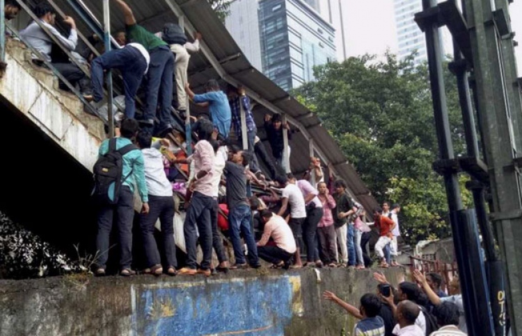 23 މީހުންގެ މަރުގެ ސަބަބަކީ މީހެއްގެ ހަޅޭކުގެ އަޑު