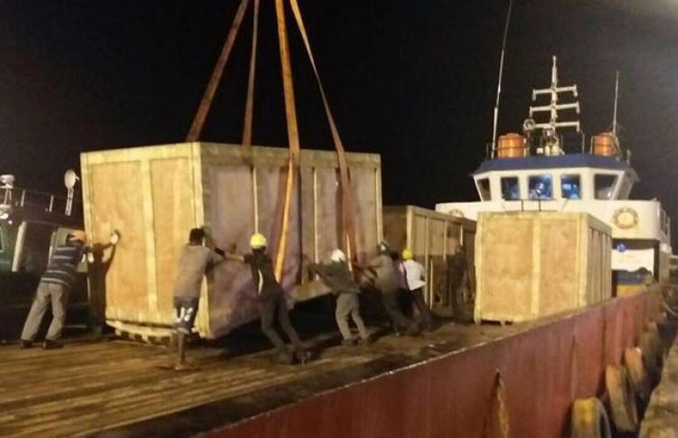 އައްޑޫގައި ހަލާކުވި އެއް ޖަނަރޭޓަރު ހަދައިފި