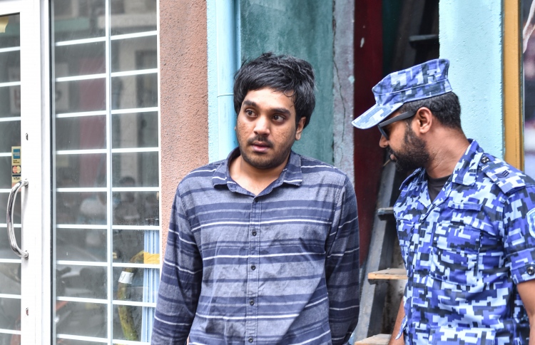 ފިލައިގެން އުޅުނު އަފްރާހު ޝަރީއަތް ނިމެންދެން ބަންދަށް