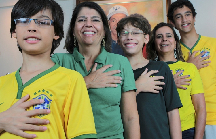 މި މީހުންގެ ހަށިގަނޑުން ތަފާތު ކަމެއް ފެނޭތަ؟