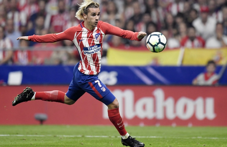 ބާސެލޯނާއާ ގުޅެން ގްރީޒްމަނަށް މެސީ ދައުވަތުދީފި