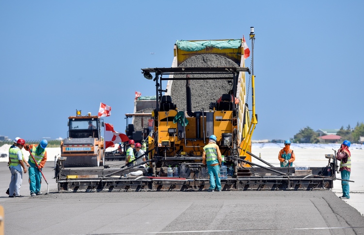 އާ ރަންވޭގެ މަސައްކަތް ތާވަލާ އެއްގޮތަށް ދަނީ ކުރިއަށް