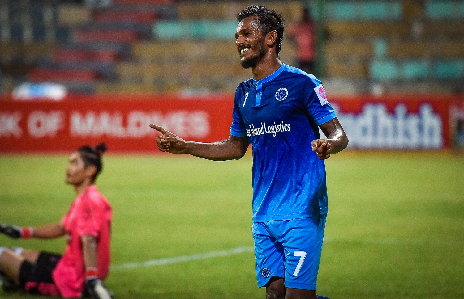 ލަނޑު ޖެހުމަށް ފަހު ނިއުގެ ސެންޓޭ އުފާފާޅުކުރަނީ.-- ފޮޓޯ: ނިޝާން އަލީ/ މިހާރު