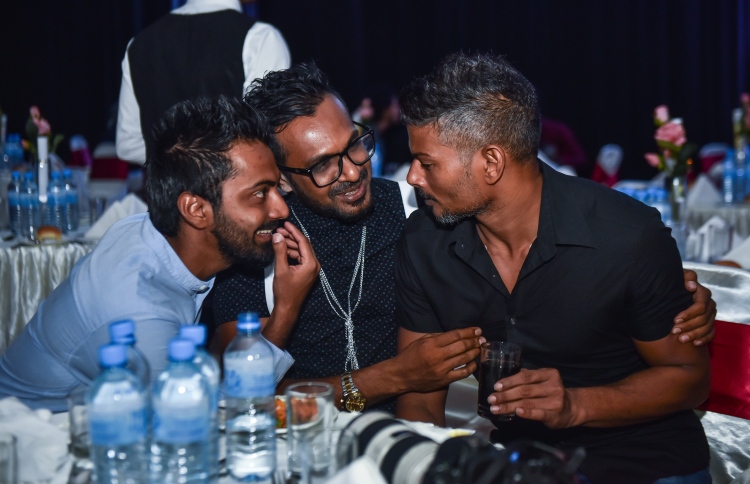 ދެން އަޅުވަން އޮތީ ދިވެހި ކޮން ފިލްމެއް؟