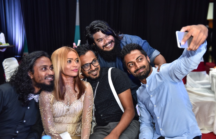 ފިލްމީ ފަންނާނުންގެ ފޯރަމް ހޯމަ ދުވަހުގެ ރޭ