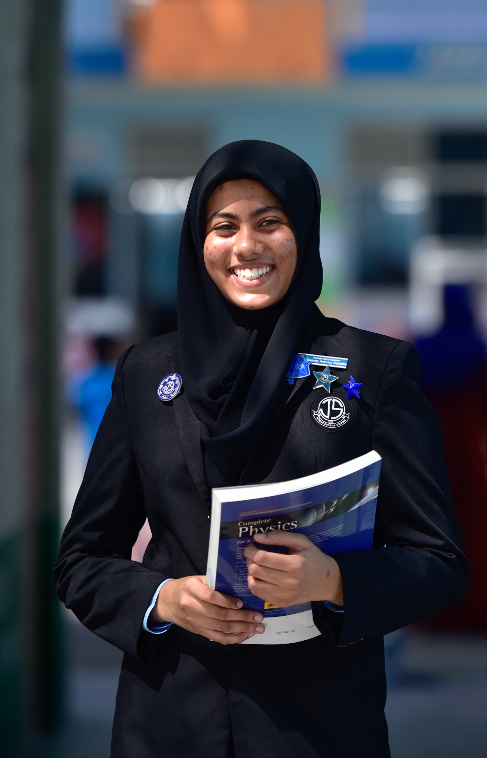 އައިޝަތު އަޒްހާ އަޒްނީމް، ޖަމާލުއްދީން ސްކޫލް ---- ފޮޓޯ: ހުސެއިން ވަހީދު