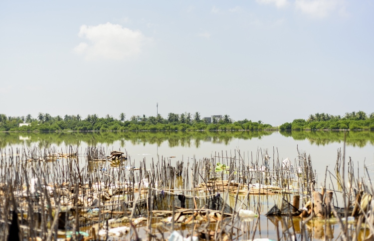 ހަމައެކަނި ވައުދެއް ފުއްދަން އެއާޕޯޓެއް ބޭނުން ބާ؟