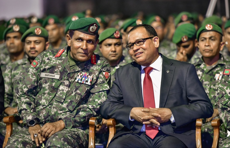 ކުރީ ސަރުކާރުން ތިލަފަޅު ހަދަން ބޭނުންވީ އަމިއްލައަށް