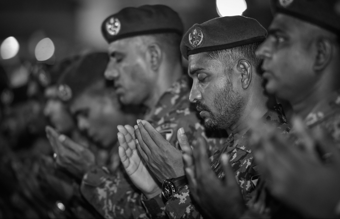 ނަސްރުގެ ދުވަހުގެ މުނާސަބަތުގައި ކަޅުތުއްކަލާ ކޮށީގައި ސިފައިން ބޭއްވި ހާާއްސަ ޖަލްސާގައި ސިފައިން ބައިވެރިވަނީ. -- ފޮޓޯ: ނިޝާން އަލީ/މިހާރު