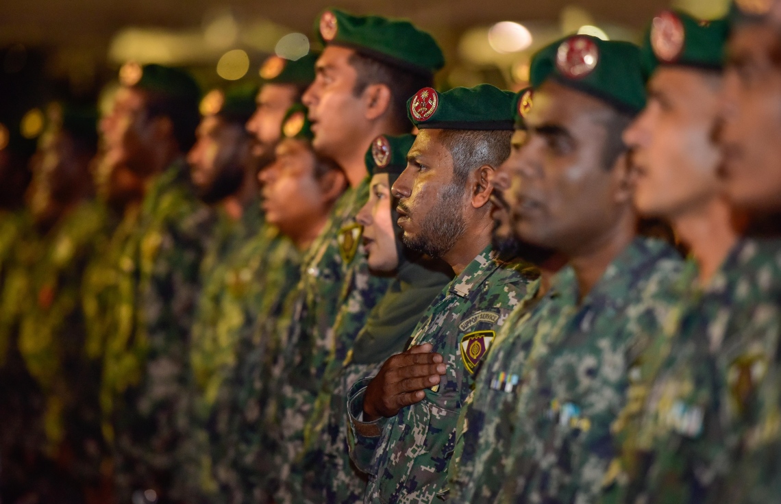 ނަސްރުގެ ދުވަހުގެ މުނާސަބަތުގައި ކަޅުތުއްކަލާ ކޮށީގައި ސިފައިން ބޭއްވި ހާާއްސަ ޖަލްސާގައި ސިފައިން ބައިވެރިވަނީ. -- ފޮޓޯ: ނިޝާން އަލީ/މިހާރު