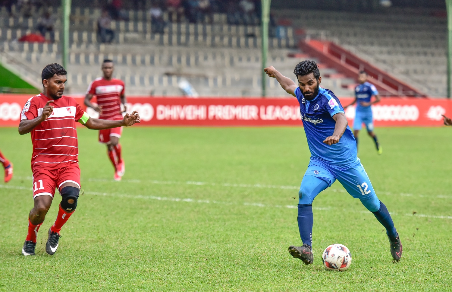 ކުޑަހުވަދޫގެ ރަޝާދު (ވ) ކައިރިން ދަގަނޑޭ ބޯޅަ ފޮނުވާލަނީ.-- ފޮޓޯ: ހުސެއިން ވަހީދު/ މިހާރު