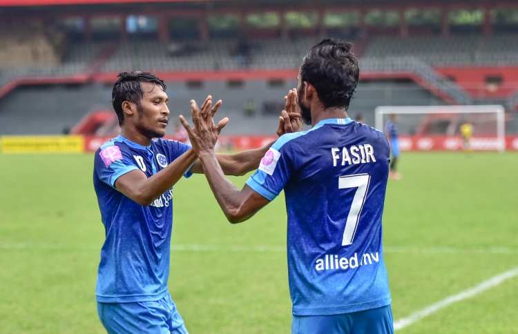 ފައިނަލުގައި ފޭވަރިޓެއް ނޯންނާނެ: އޮސްކާ