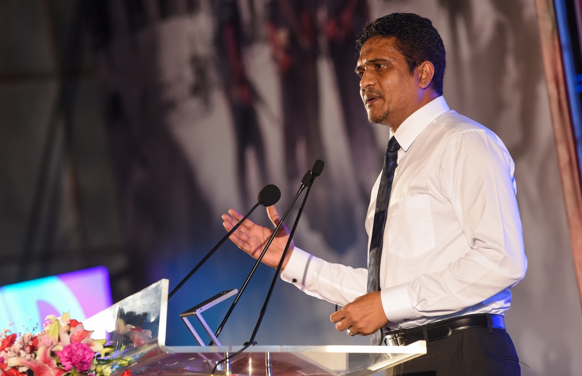 މާލެ: ނޮވެމްބަރު 9، 2017- "އަސްތާ" ގެ ނަމުގައި ޕީޕީއެމުން ބޭއްވި ޖަލްސާގައި އެ ޕާޓީގެ ޕާލަމެންޓްރީ ގުރޫޕުގެ ލީޑަރު އަދި ވިލިމާލެ ދާއިރާގެ މެމްބަރު އަހުމަދު ނިހާން ވާހަކަ ދައްކަވަނީ.---ފޮޓޯ: ނިޝާން އަލީ/މިހާރު