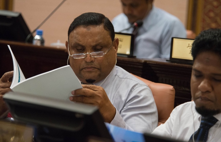 ރައީސާއި ޕީޕީއެމް ދޫނުކުރާނަން: ހުސެއިން މަނިކު