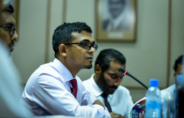 ދަތިއަޅުވައި ވައްޓާލައިގެން މަޝްރޫއުތައް ނުހިނގާނެ