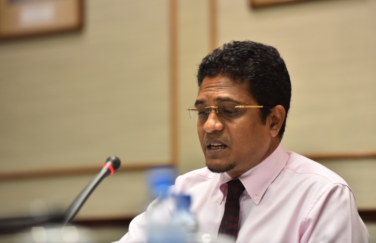 ގަވަރުނަރާއި އޮޑިޓަ ޖެނެރަލްގެ ލަފާ ހޯދީ ލިޔުމުން