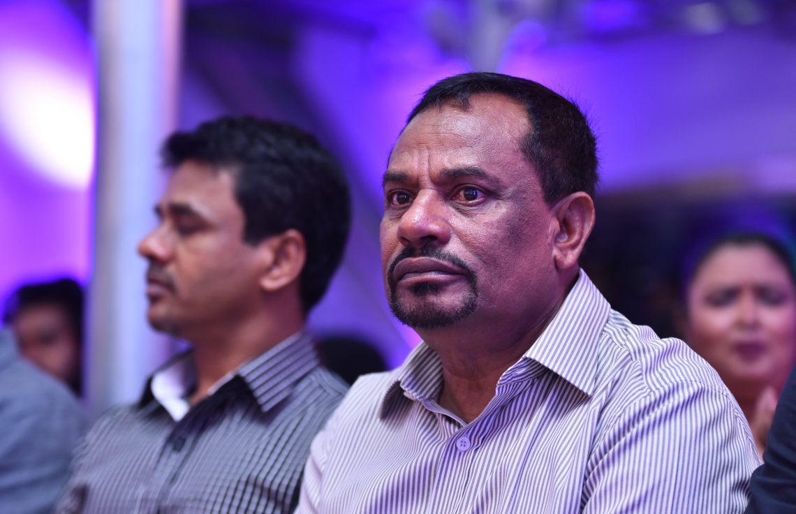 މާލެ: ނޮވެމްބަރު 21، 2017- ޕީޕީއެމުން މިރޭ ބޭއްވި ޖަލްސާގައި ގައްދޫ ދާއިރާގެ މެމްބަރު ރަޝީދު ބައިވެރިވެވަޑައިގަންނަވަނީ.---ފޮޓޯ: ހުސެއިން ވަހީދު/މިހާރު