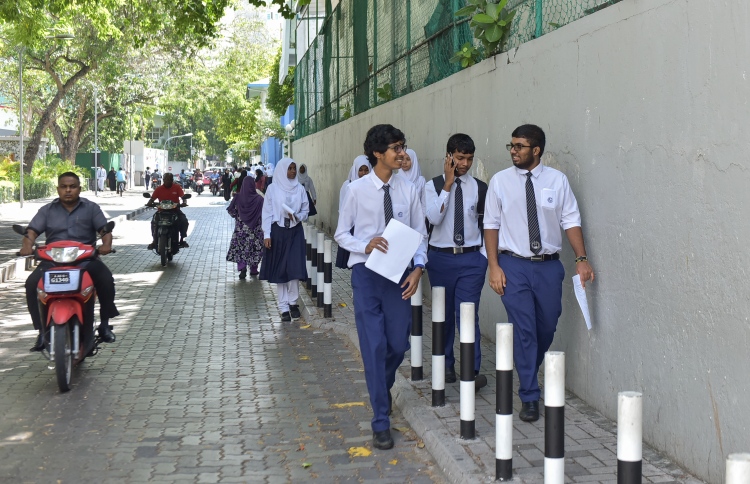 ކްލާސްތަކަށް ވަކިން ވައިބާގްރޫޕްތައް ނުހަދަން އަންގައިފި