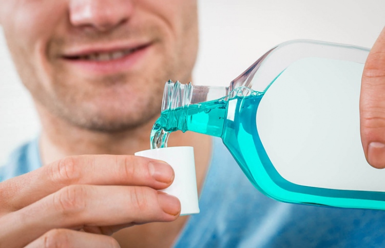 މައުތުވޮޝް އިން ހަކުރުބަލީގެ ނުރައްކާ ބޮޑުވޭ: ދިރާސާ