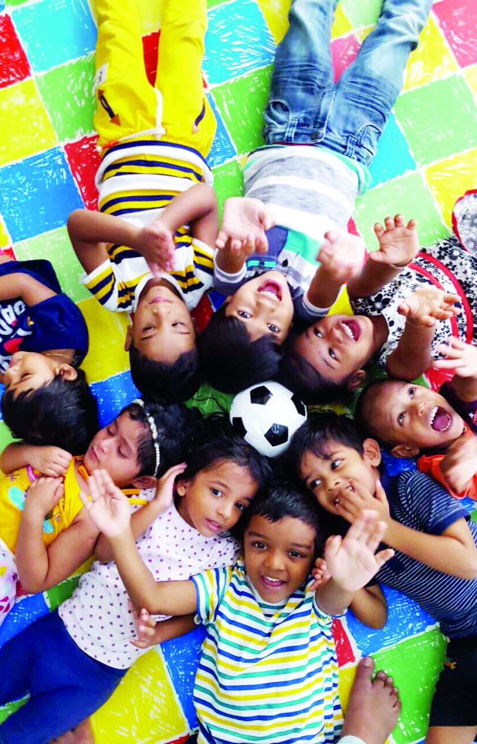 ލަވް ކެއާގެ ކުދިންތަކެއް.