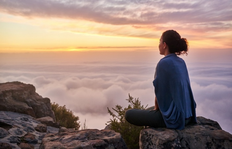 އެކަނި ވެސް ވަގުތުކޮޅެއް ހޭދަކޮށްލަންވާނެ