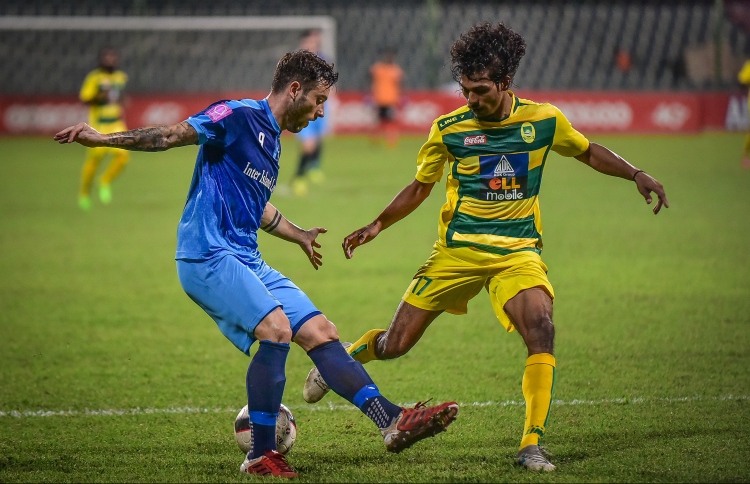 ނިއު އާއި މާޒިޔާ މެޗުގެ މައްސަލަތަކެއް ބަލަން ފަށައިފި