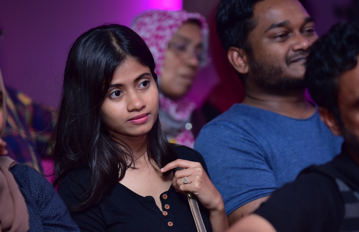 ޕީޕީއެމްގެ ޖަގަހަ "ރުމާލު 2" ގައި ރޭ ބޭއްވި ޖަލްސާގައި ބަޔަކު ބައިވެރިވަނީ.---ފޮޓޯ: ހުސެއިން ވަހީދު/މިހާރު