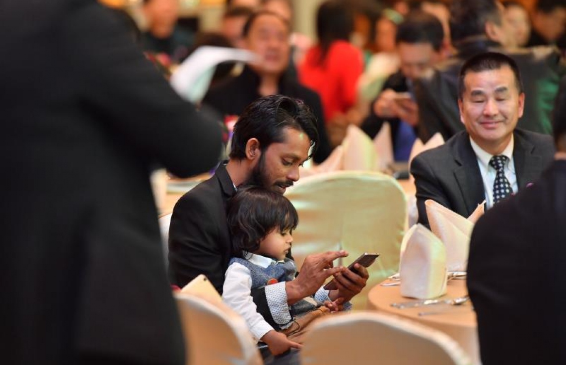 ޗައިނާ: ޑިސެމްބަރު 6، 2017- ރާއްޖެ-ޗައިނާގެ ސިޔާސީ ގުޅުމަށް 45 އަހަރު ފުރުމުގެ މުނާސަބަތުގައި ބޭއްވި ޚާއްސަ ހަފްލާގެ ތެރެއިން.--ފޮޓޯ: ރައީސް އޮފީސް