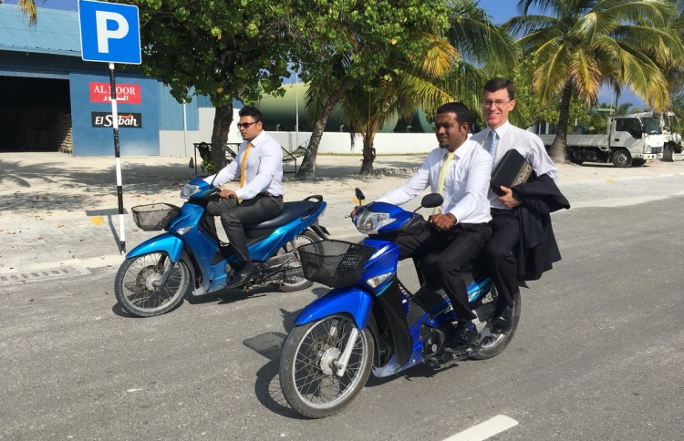 "ބޭނުން މީހަކު އިހްތިޔާރު ކުރުމުގެ ފުރުސަތު ދޭންޖެހޭ"