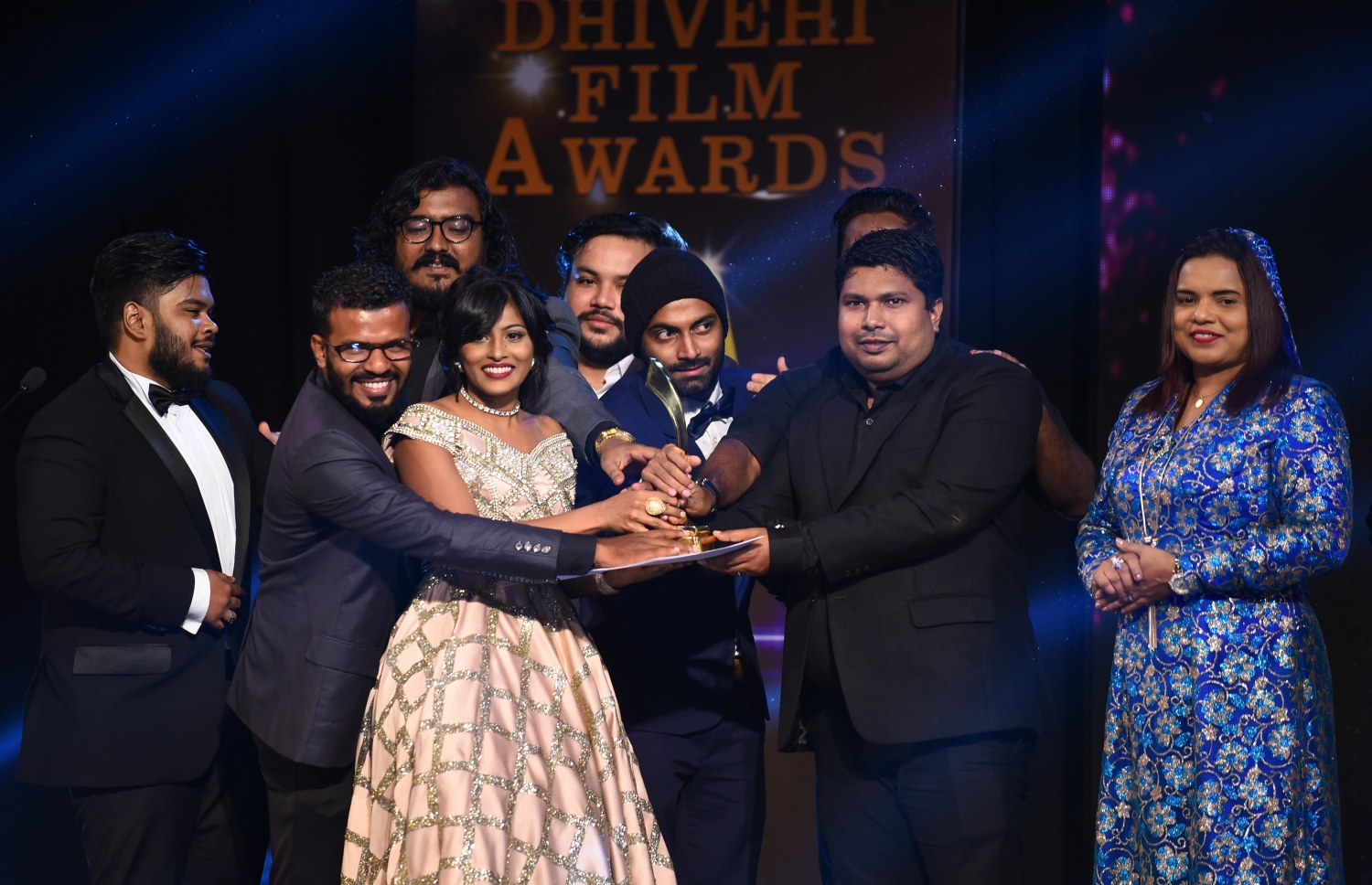 މިދިޔަ އަހަރު ބޭއްވި 8 ވަނަ ދިވެހި ފިލްމް އެވޯޑްސްގެ ތެރެއިން.