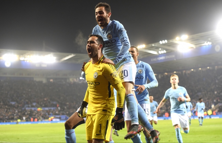 އާސެނަލާއި މެންޗެސްޓާ ސިޓީ ސެމީ އަށް