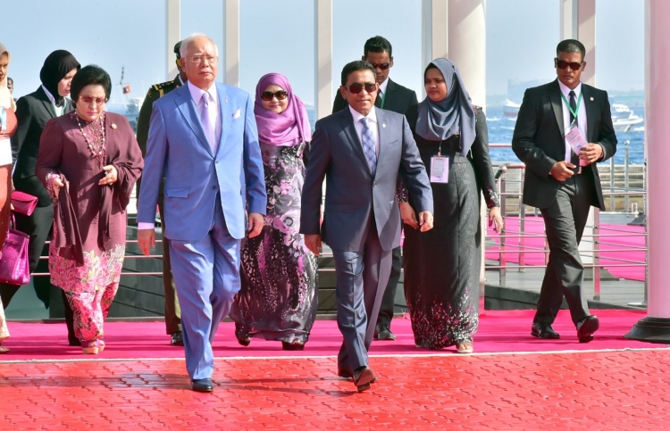 ރާއްޖެ-މެލޭޝިއާ ހަތަރު އެއްބަސްވުމެއްގައި ސޮއިކޮށްފި