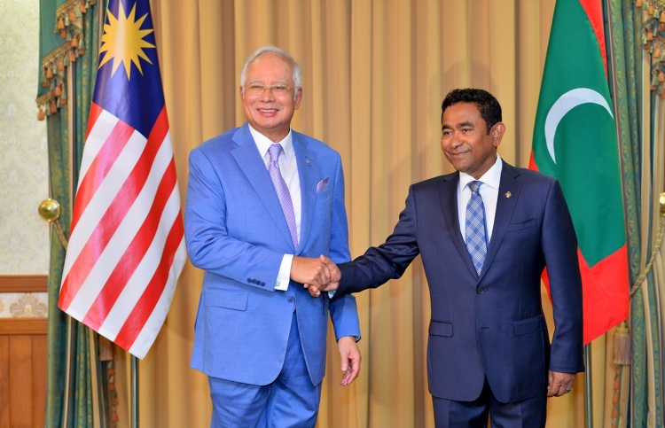 މެލޭޝިއާއިން އެނގުނީ ތަރައްގީ ބޭނުންވާކަން: ޚަލީލް