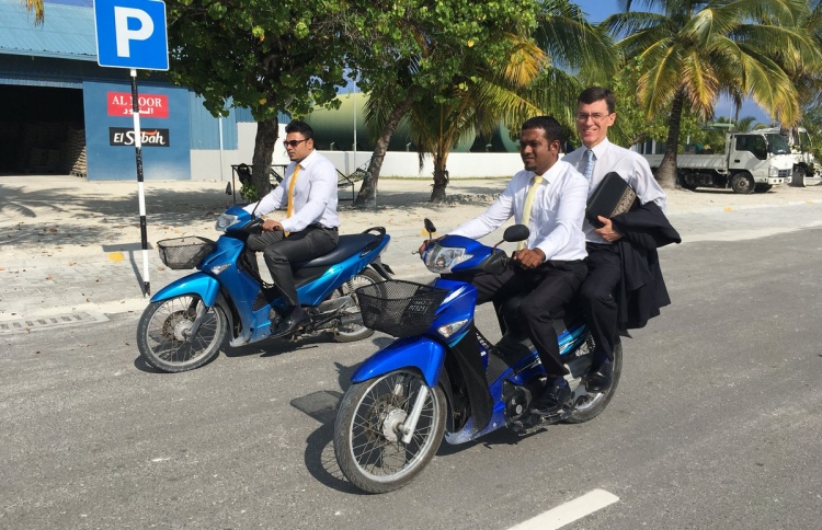 ޑިޕްލޮމޭޓުން ކިތަންމެ ހެޔޮ އެދުނަސް އިމެއް އޮންނަންވާނެ