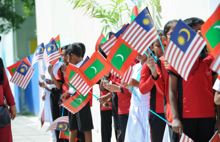 ކުޑަކުދިންގެ ހައްގުތައް ހިމާޔަތްކުރަން އިދާރާއެއް ހަދަނީ