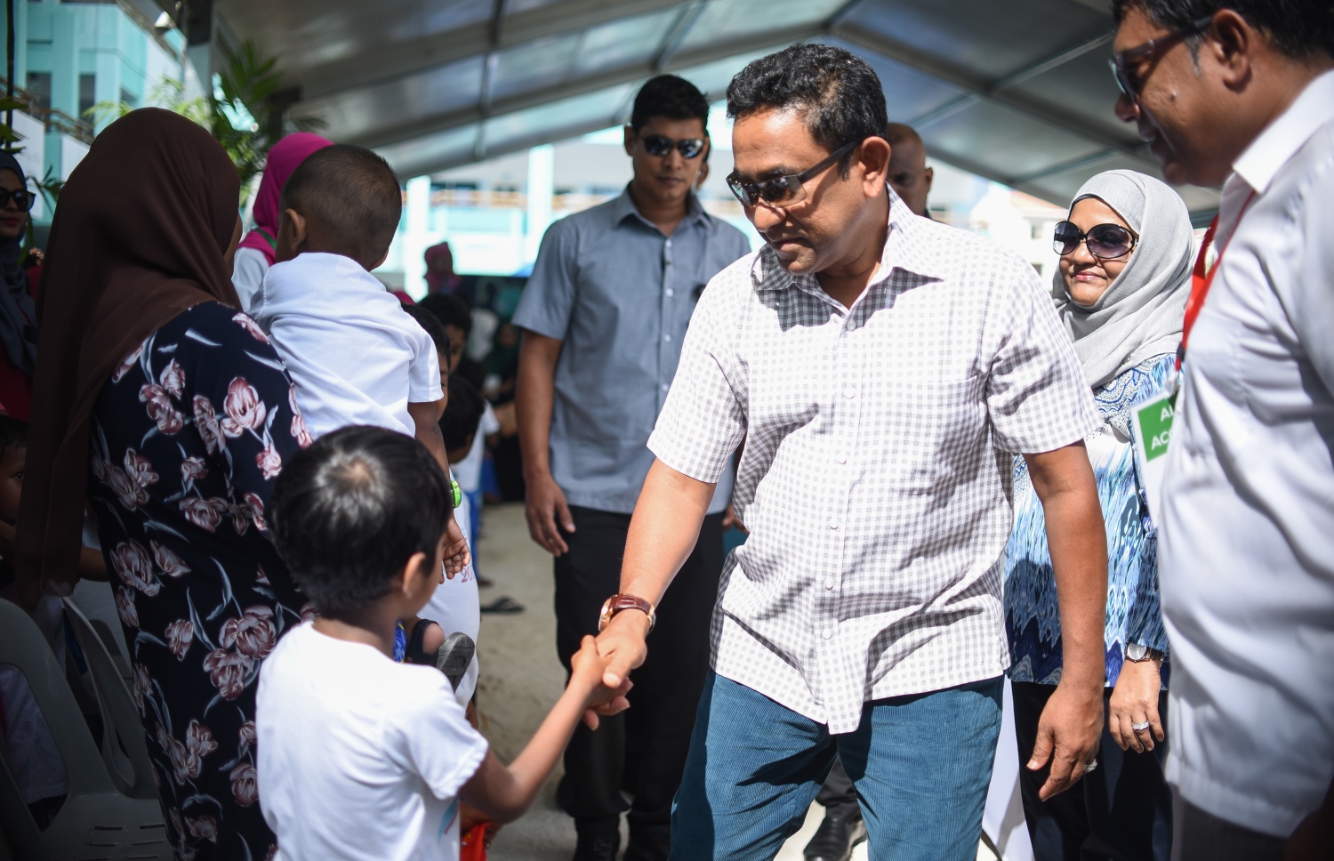 ސަދަގާތު ފައުންޑޭޝަނުގެ ހިތާނީ ފެސްޓިވަލުގެ ބައިވެރިވި ކުދިންނާ ރައީސް ޔާމީން މިއަދު ބައްދަލު ކުރައްވަނީ-- މިހާރު ފޮޓޯ: ހުސެން ވަހީދު