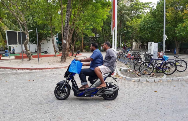 ވިލިމާލޭގައި ބެޓެރީ ވެހިކަލް ރަޖިސްޓްރީކުރަން އަންގައިފި