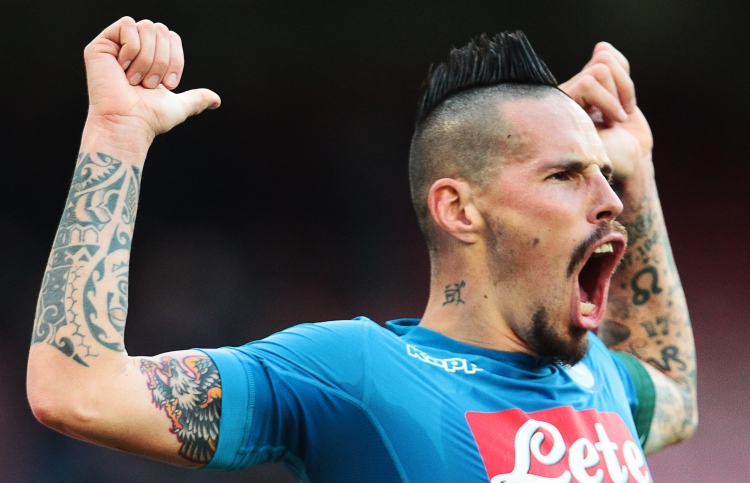 މަރަޑޯނާގެ ރެކޯޑް ހަމްސިޗް މުގުރާލައިފި