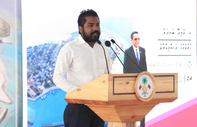 ރައީސަކީ ނުކުރެވޭ ކަންކަން ކުރައްވާ ބޭފުޅެއް: ޔާމީން