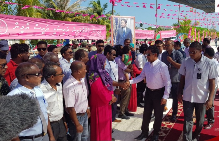 ކެންދޫގައި ރައީސާ ދެކޮޅު ޝުއޫރު ފާޅުކުރުން ހުއްޓުވައިފި