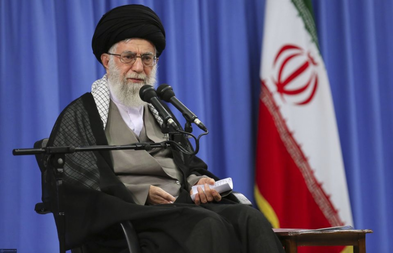 އީރާންގެ ރޫހާނީ ލީޑަރު އާޔަތުﷲ އަލީ ޚާމަނާއީ