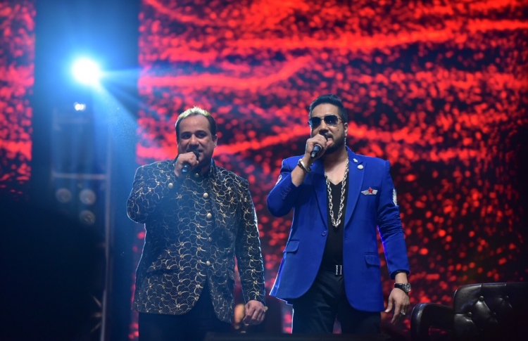 ފޯރިގަދަ ޝޯއަކުން އާ އަހަރަށް ދިވެހިން ހެއްވާލައިފި